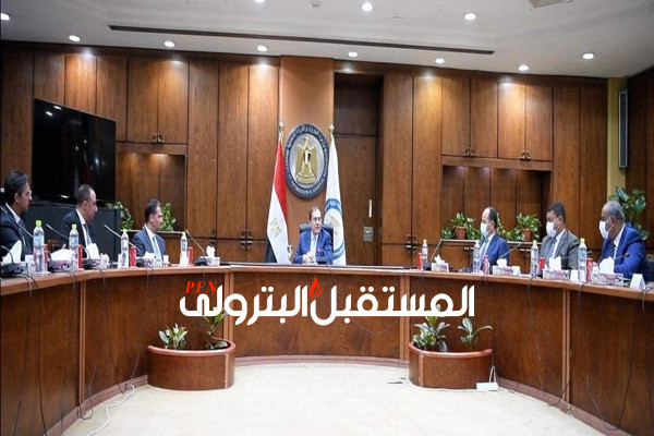 بحث التعاون بين البترول وسيمنس فى مجال التحول الرقمى